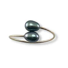 Load image into Gallery viewer, Gold-Filled Freshwater Pearl Twin Black Bypass Ring