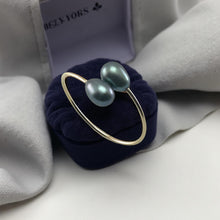 Load image into Gallery viewer, Gold-Filled Freshwater Pearl Twin Black Bypass Ring