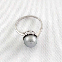 Load image into Gallery viewer, Solid Sterling Silver .925 Silver-Grey Tahitian Pearl Solitaire Ring