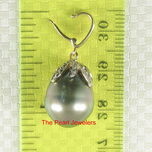 Load image into Gallery viewer, Baroque Black-Green Tahitian Pearl &amp; 14k Yellow Gold Flowery-Cap Pendant