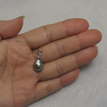 Load image into Gallery viewer, 14k White Gold Single-Diamond Baroque Tahitian Pearl Pendant