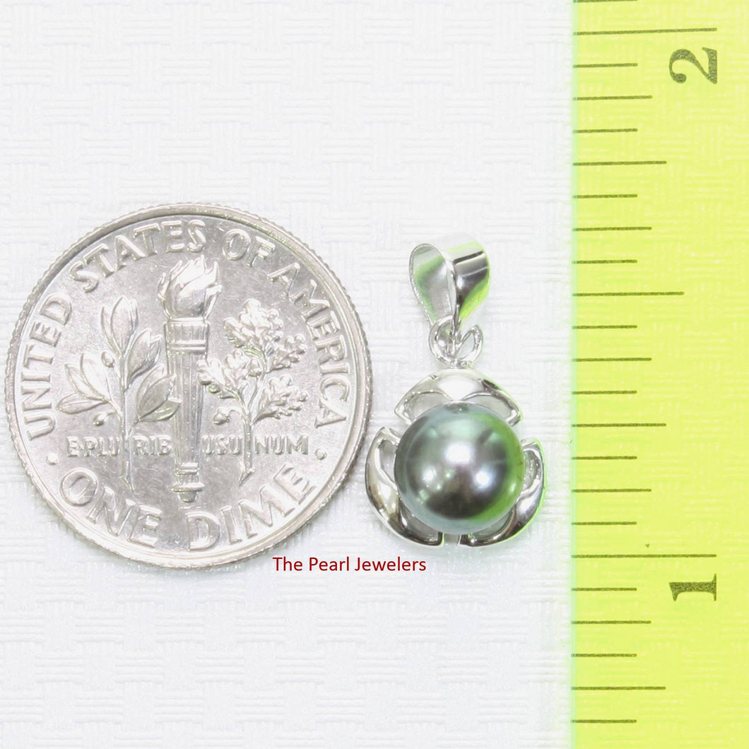 Black Pearl Leaf Pendant – 14k White Gold Three-Leaf Design