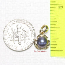 Load image into Gallery viewer, Black Pearl Pendant – 14k Yellow Gold with 3 Leaf Design