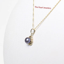 Load image into Gallery viewer, Black Pearl Pendant – 14k Yellow Gold with 3 Leaf Design