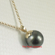 Load image into Gallery viewer, Genuine Black Tahitian Pearl &amp; 14k Yellow Gold Flower-Bale Pendant