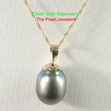 Load image into Gallery viewer, Genuine Black Tahitian Pearl &amp; 14k Yellow Gold Flower-Bale Pendant