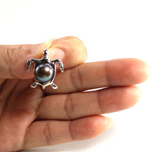 Load image into Gallery viewer, Black Pearl Turtle Pendant – 14k White Gold (Hawaiian Honu)