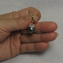 Load image into Gallery viewer, Black Tahitian Pearl &amp; 14k Yellow Gold Flowery-Cap Bale with 6 Diamonds Pendant