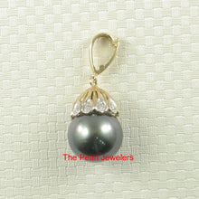 Load image into Gallery viewer, 14k Yellow Gold &amp; 6-Diamond Black Tahitian Pearl Pendant