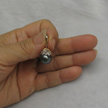 Load image into Gallery viewer, 14k Yellow Gold &amp; 6-Diamond Black Tahitian Pearl Pendant