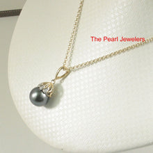 Load image into Gallery viewer, 14k Yellow Gold &amp; 6-Diamond Black Tahitian Pearl Pendant