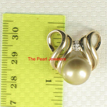 Load image into Gallery viewer, 14k Yellow Gold &amp; Diamond Champagne Tahitian Pearl Pendant