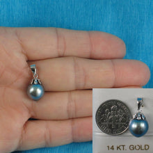 Load image into Gallery viewer, Classic Black Tahitian Pearl Flower Cap Pendant