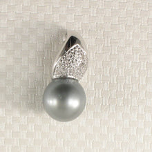 Load image into Gallery viewer, 14k White Gold Diamond Crown Blue-Silver Tahitian Pearl Pendant