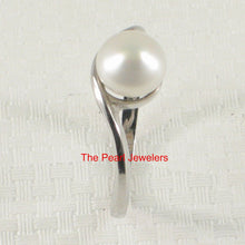 Load image into Gallery viewer, Solid Sterling Silver .925 Divot-Design Freshwater Pearl Solitaire Ring