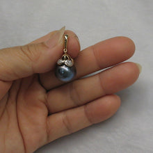 Load image into Gallery viewer, 14k Yellow Gold Enhance-Bale &amp; Diamond Black Tahitian Pearl Pendant