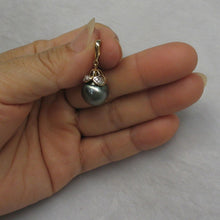 Load image into Gallery viewer, 14k Yellow Gold Enhance-Bale &amp; Diamond Black Tahitian Pearl Pendant