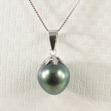 Load image into Gallery viewer, Green Tahitian Pearl Flower Cap Pendant