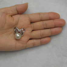 Load image into Gallery viewer, 14k White Gold &amp; Diamond Grey-Tone Tahitian Pearl Pendant