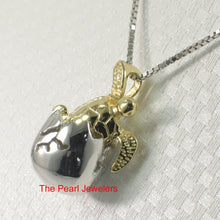 Load image into Gallery viewer, Hawaiian Newly Born Honu Sterling Silver Pendant