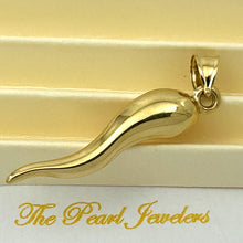 Load image into Gallery viewer, 14k Yellow Gold 3D Hollow Italian Horn Pendant