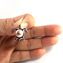 Load image into Gallery viewer, Lavender Pearl Turtle Pendant – 14k White Gold (Hawaiian Honu)