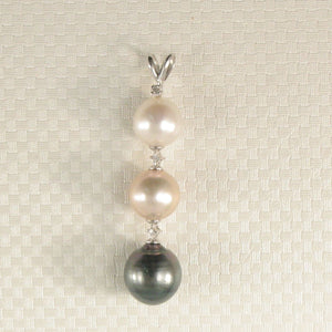 14k White Gold Rabbit-Ear Bale & Graduated Cultured Pearl Pendant