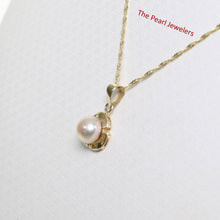 Load image into Gallery viewer, Pink Pearl Pendant – 14k Yellow Gold Three Leaf Design