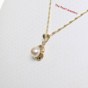 Pink Pearl Pendant – 14k Yellow Gold Three Leaf Design