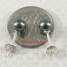 Load image into Gallery viewer, Sterling Silver Black Pearl Stud Earrings (5–5.5mm)