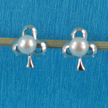 Load image into Gallery viewer, .925 Sterling Silver Clover Stud Earrings with White Pearl