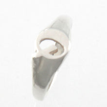 Load image into Gallery viewer, Sterling Silver Personalized Initial Q Ring