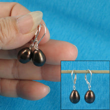 Load image into Gallery viewer, Sterling Silver Leverback Black Pearl Dangle Earrings