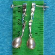 Load image into Gallery viewer, Sterling .925 Silver Lightning Lavender Pearl Dangle Earrings