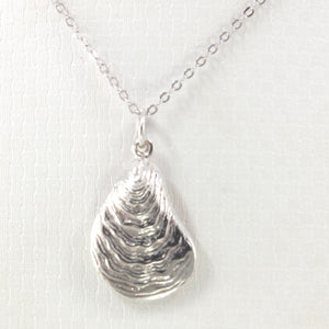 Sterling Silver 3D Oyster Shell Pendant Necklace