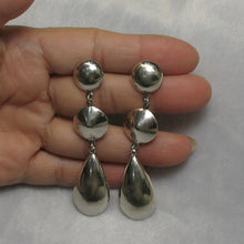 Load image into Gallery viewer, Sterling Silver Dangle Raindrop Design Earrings