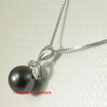 Load image into Gallery viewer, 14k Twin-Leaf Bale &amp; Diamond Tahitian Pearl Pendant