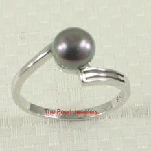 Load image into Gallery viewer, Solid Sterling Silver .925 Twin-Line Black Freshwater Pearl Solitaire Ring