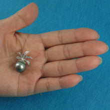 Load image into Gallery viewer, 14k White Gold Pineapple-Bale &amp; 16-Diamond Tahitian Pearl Pendant