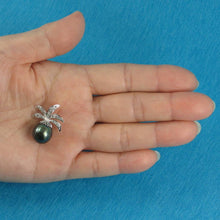 Load image into Gallery viewer, 14k White Gold Pineapple-Bale &amp; 16-Diamond Black Tahitian Pearl Pendant