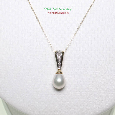 White Pearl Pendant – 14k Yellow Gold + 7 Diamonds