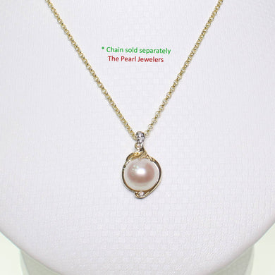 White Pearl Pendant – 14k Yellow Gold with Diamond Trio