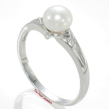 Load image into Gallery viewer, Solid .925 Sterling Silver Rhodium-Finish White Cultured Pearl Solitaire Ring
