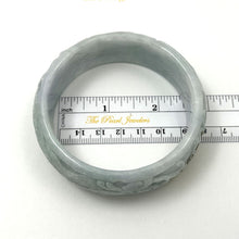 Load image into Gallery viewer, A Grade White-Green Jadeite Hand-Carved Dragon &amp; Lepus Bangle – 23mm Width