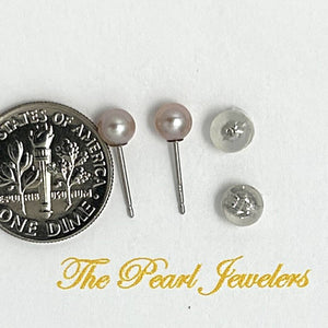 AAA 4.5–5 mm High Luster Lavender Cultured Pearl Stud Earrings