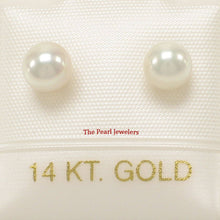 Load image into Gallery viewer, AAA 5.5–6 mm High Luster White Cultured Pearl Stud Earrings