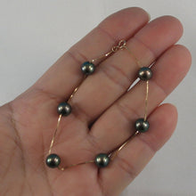 Load image into Gallery viewer, 14k Yellow Gold Black Cultured Pearl Handcrafted Tin-Cup Bracelet