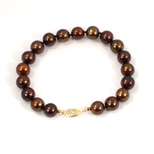 Load image into Gallery viewer, 14k Yellow Gold Clasp Chocolate Freshwater Cultured Pearl Bracelet