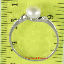 Load image into Gallery viewer, Delicate .925 Sterling Silver White Pearl Solitaire Ring
