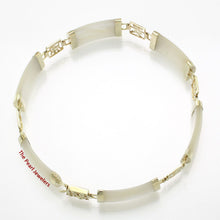 Load image into Gallery viewer, 14k Yellow Gold Five Good Luck Partitions &amp; Six Mother of Pearl Segments Bracelet